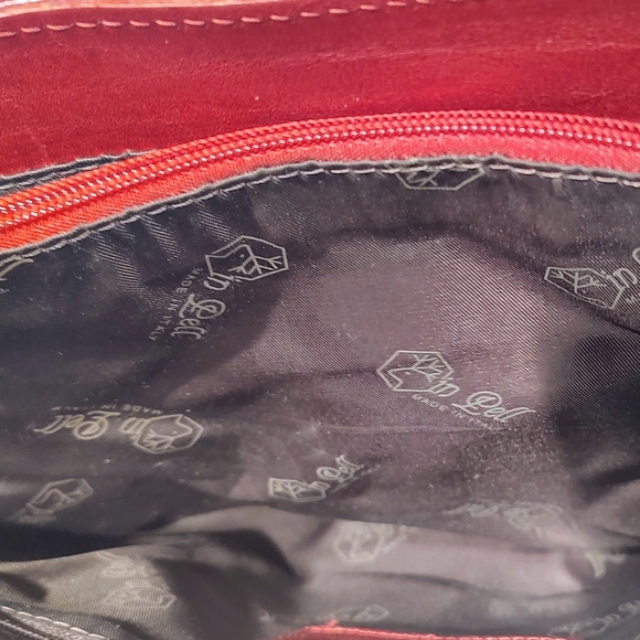 Valentina genuine red leather bag, made in Italy. Beautiful pre-owned purse. - Picture 15 of 16